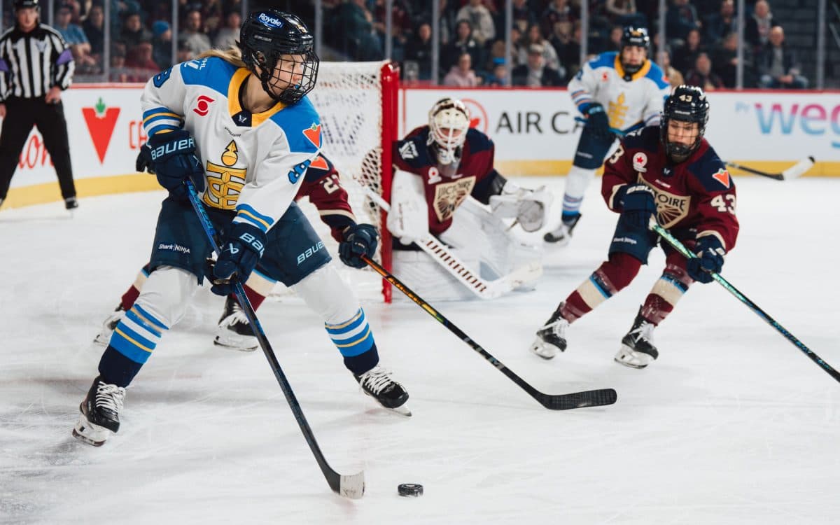 Toronto Sceptres forward Daryl Watts, and Montreal Victoire forward Kristin O'Neill