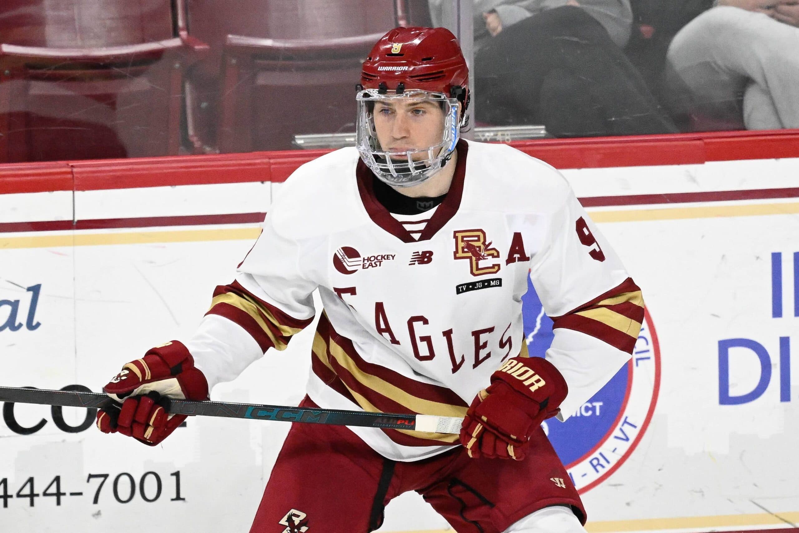 Capitals’ Ryan Leonard, Wild’s Zeev Buium, Lightning’s Isaac Howard named top three finalists for 2025 Hobey Baker Award