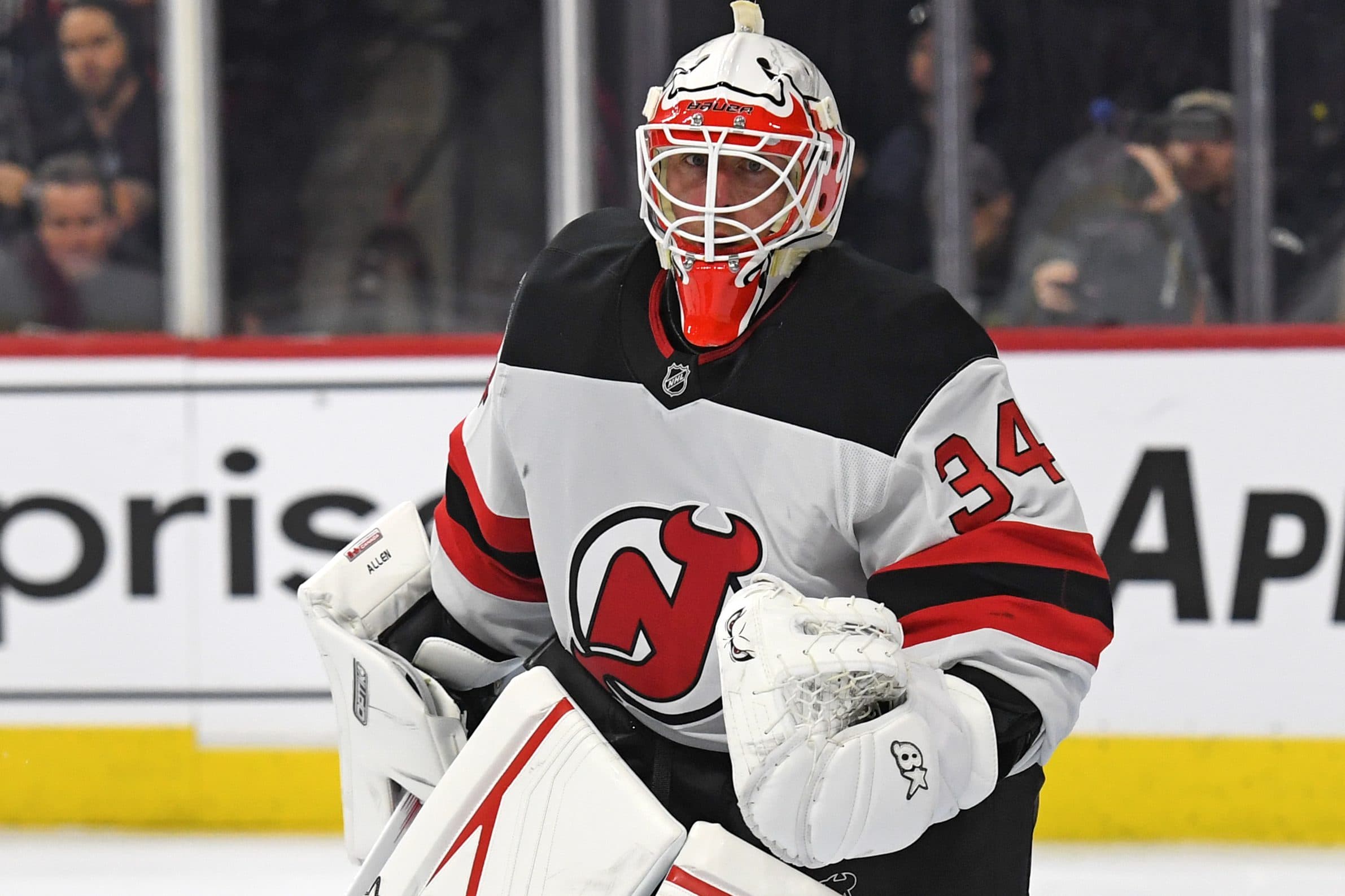 Devils’ Jake Allen leaves game against Blue Jackets with cramping