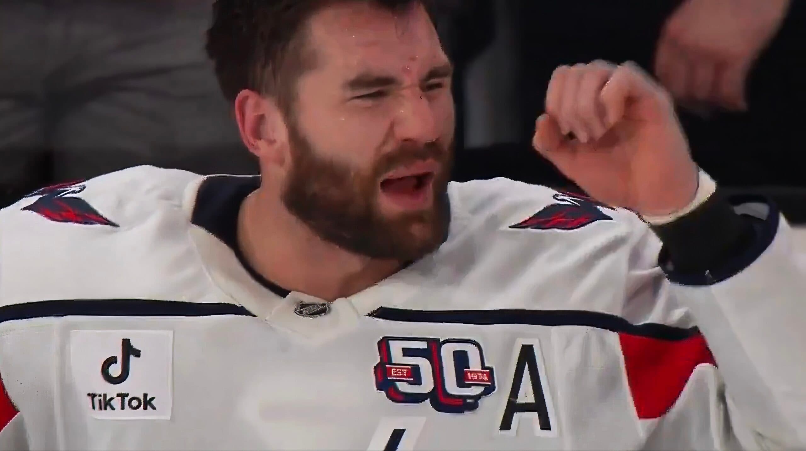 Capitals’ Tom Wilson makes instant GIF mocking Canadiens’ Josh Anderson with fake crying