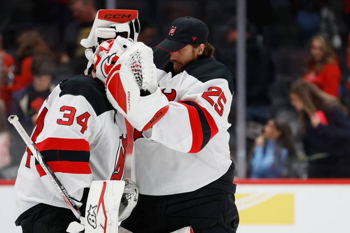 Who should be the Devils’ Game 1 playoff starting goalie?