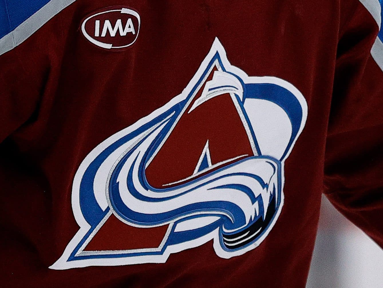 Avalanche sign Zakhar Bardakov to one-year contract