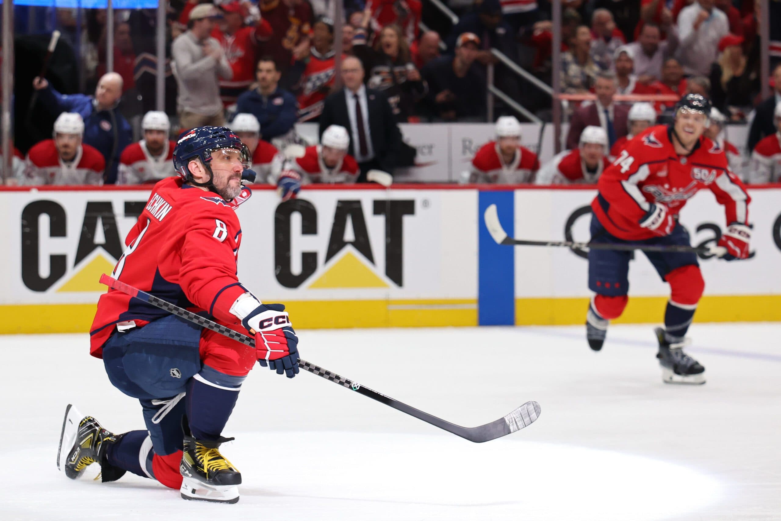 Stanley Cup Playoffs Day 12: Capitals, Panthers advance to Round 2; Jets win at home again
