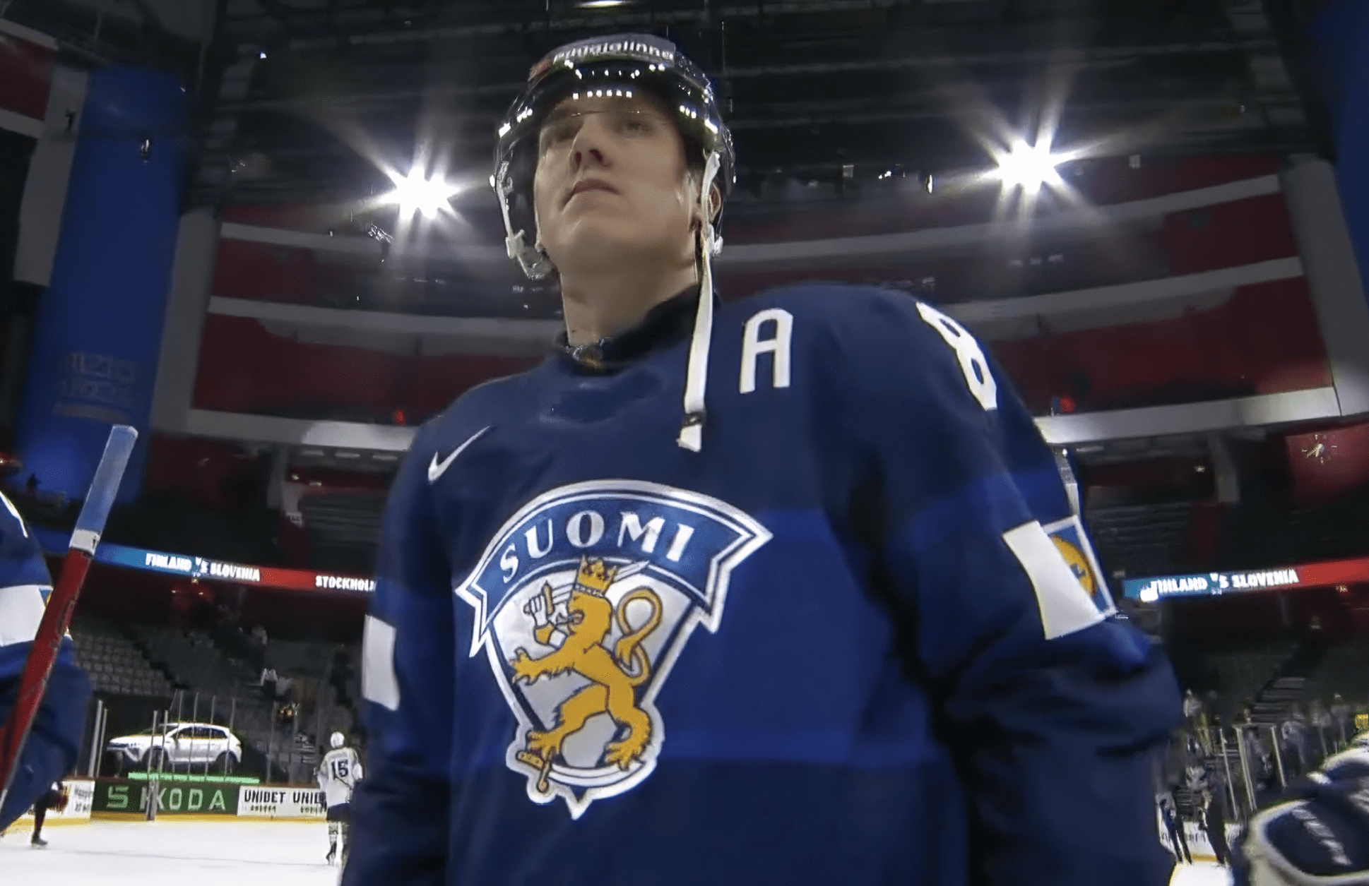 Blackhawks’ Teuvo Teravainen ties IIHF World Championship record with six assists in one game