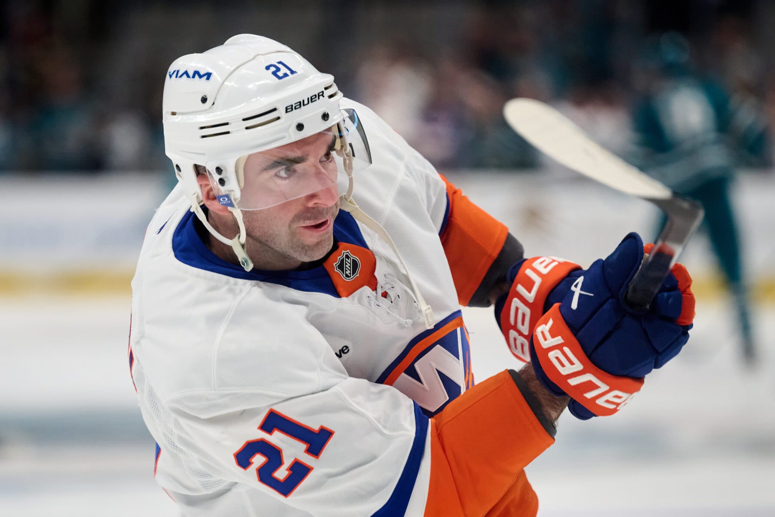 Islanders sign Kyle Palmieri, Adam Boqvist to extensions