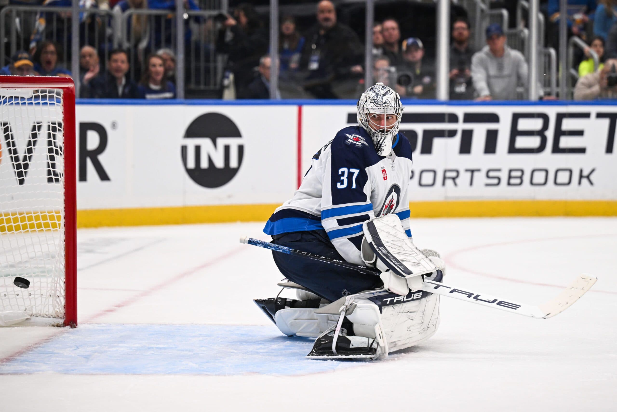 Winnipeg Jets goaltender Connor Hellebuyck