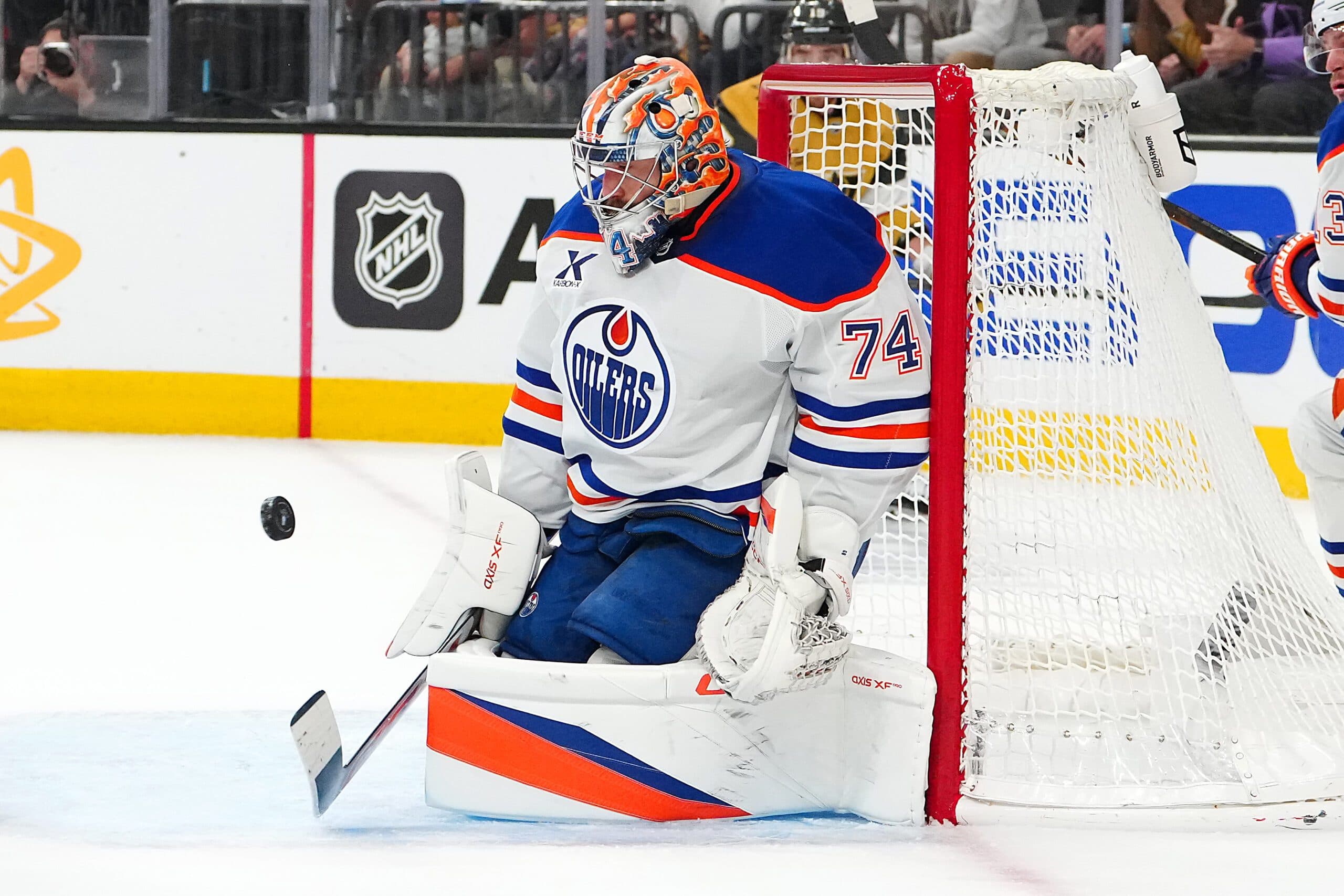 Stanley Cup Playoffs Day 26: Oilers knock out Golden Knights in overtime, Panthers hammer Leafs