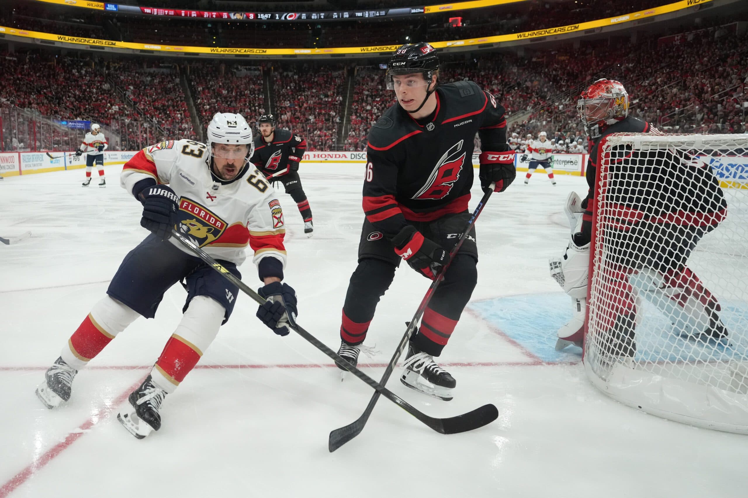Hurricanes tried to match Panthers’ style in Game 1, and it didn’t work
