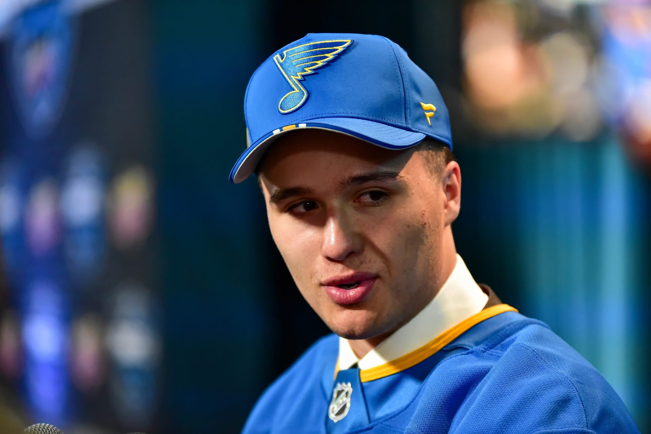 Blues sign prospects Justin Carbonneau, Nikita Susuev to entry-level deals