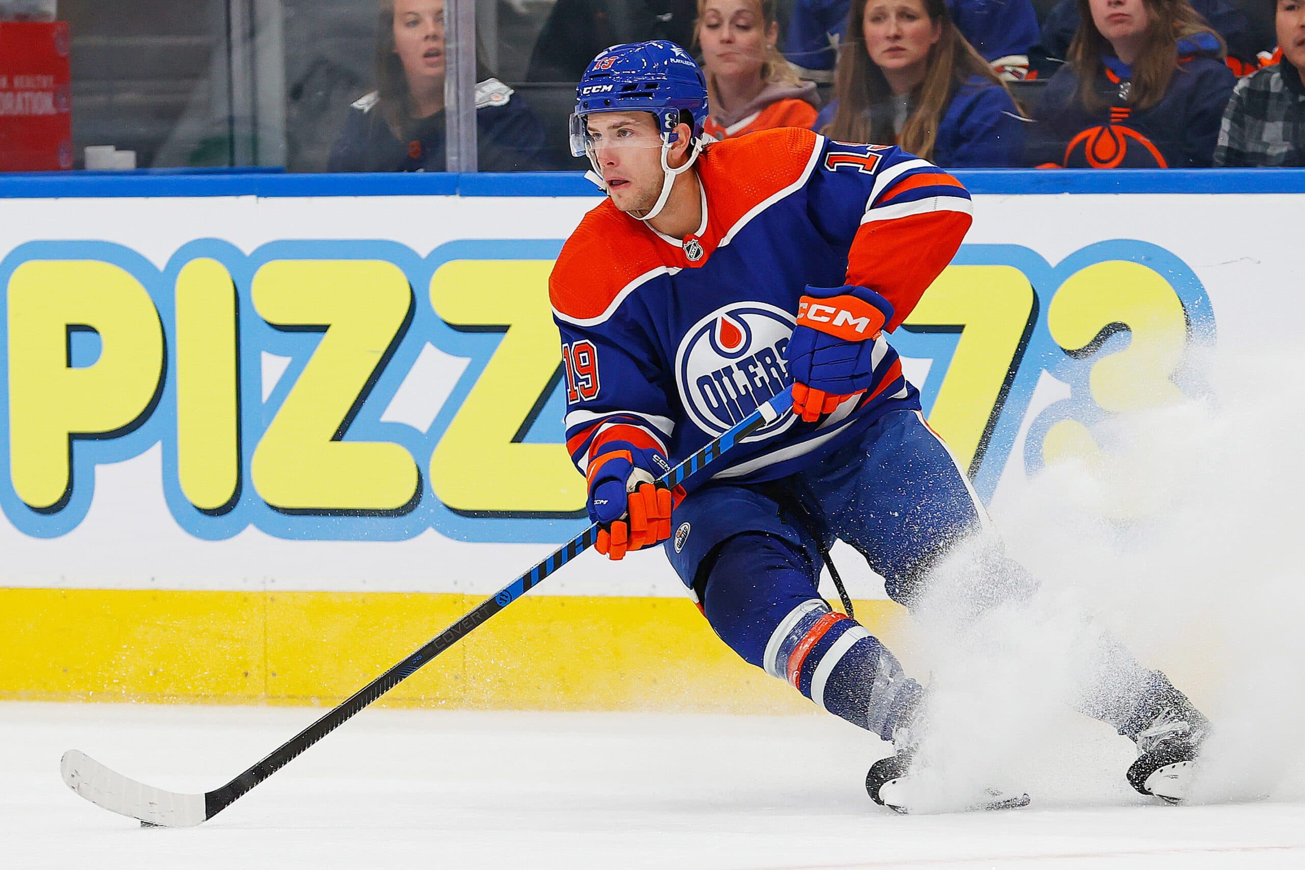 Flyers sign Lane Pederson to one-year, two-way contract