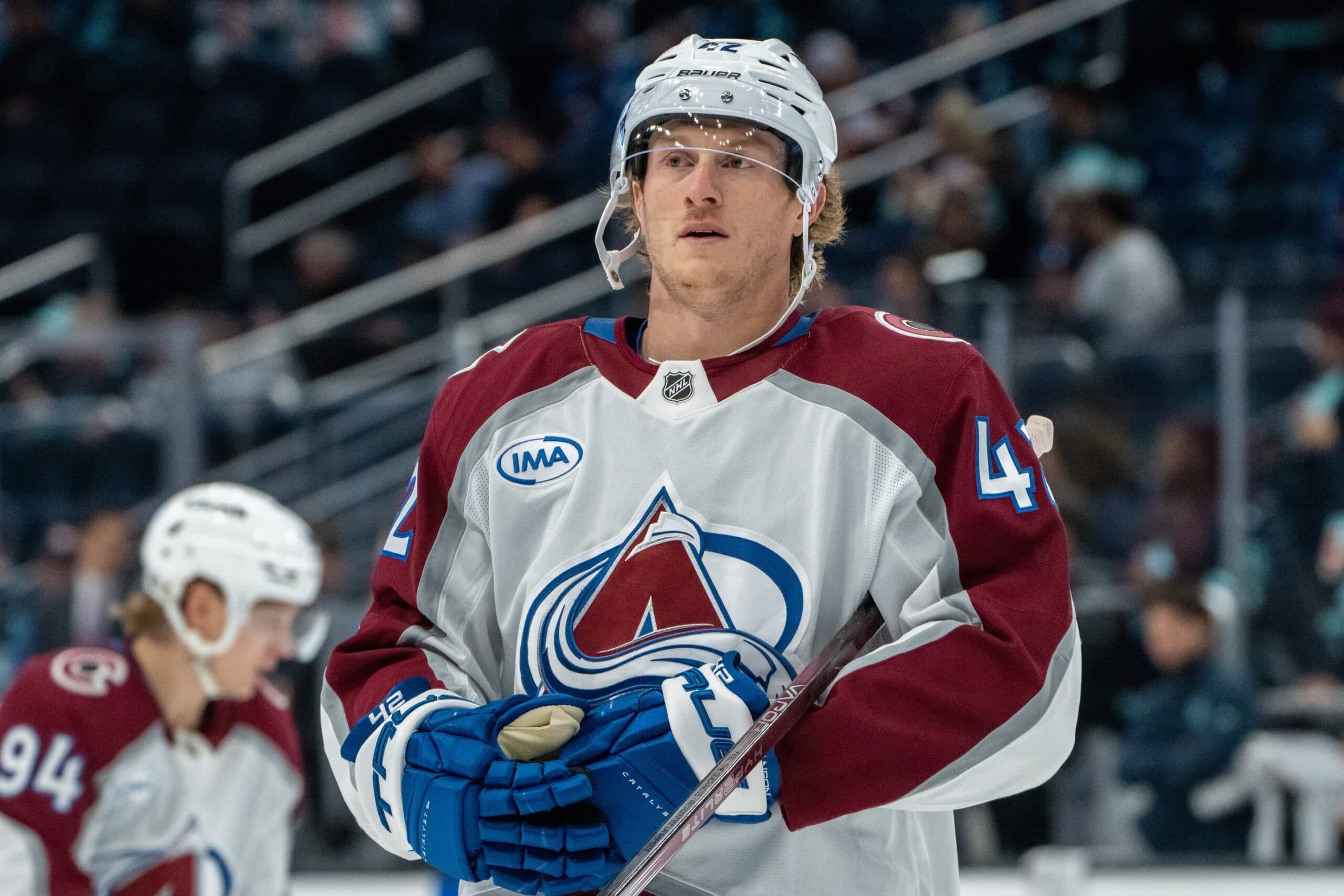 Avalanche sign Josh Manson to two-year contract extension