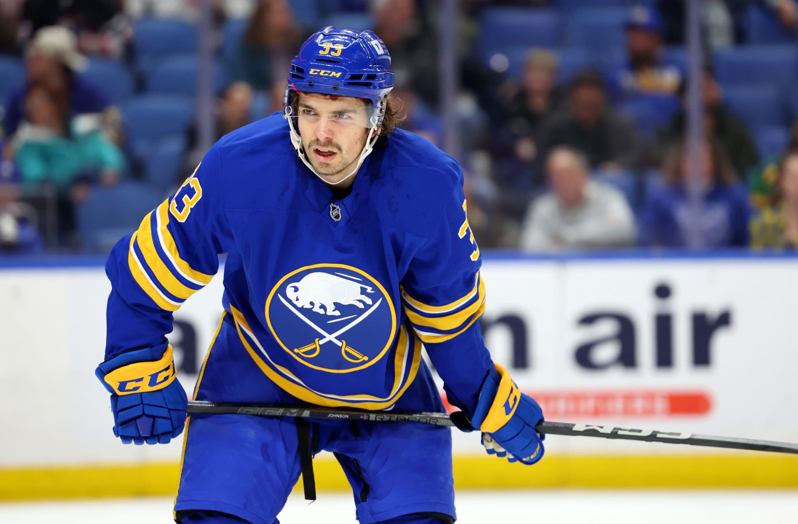 Sabres re-sign Ryan Johnson to three-year contract