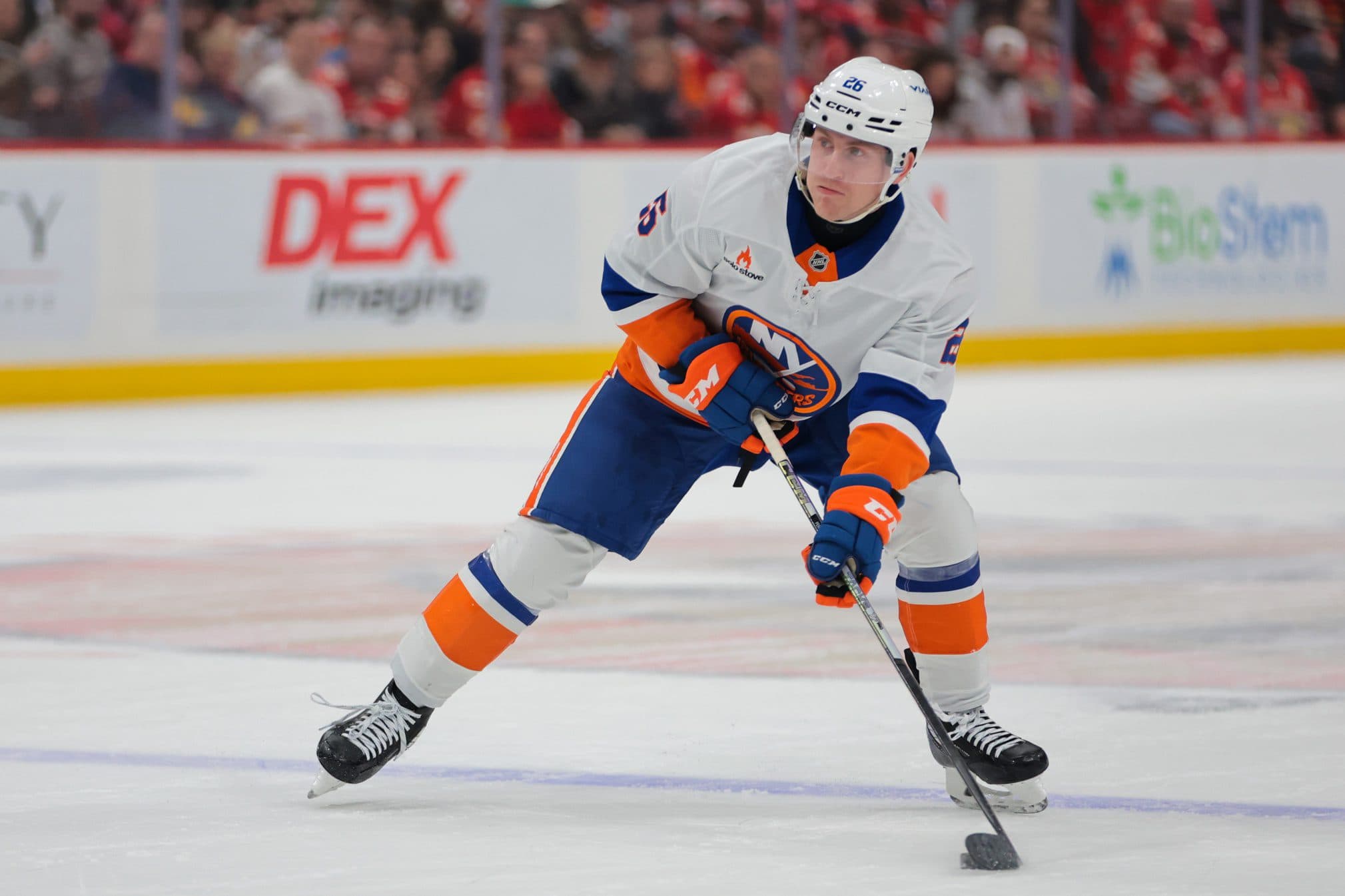 Mammoth sign Scott Perunovich to one-year contract at $775,000 AAV