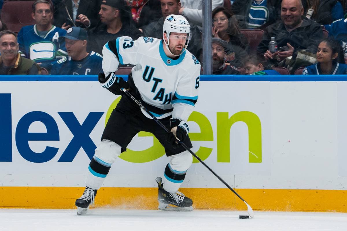 Report: Mammoth sign Michael Carcone to one-year deal