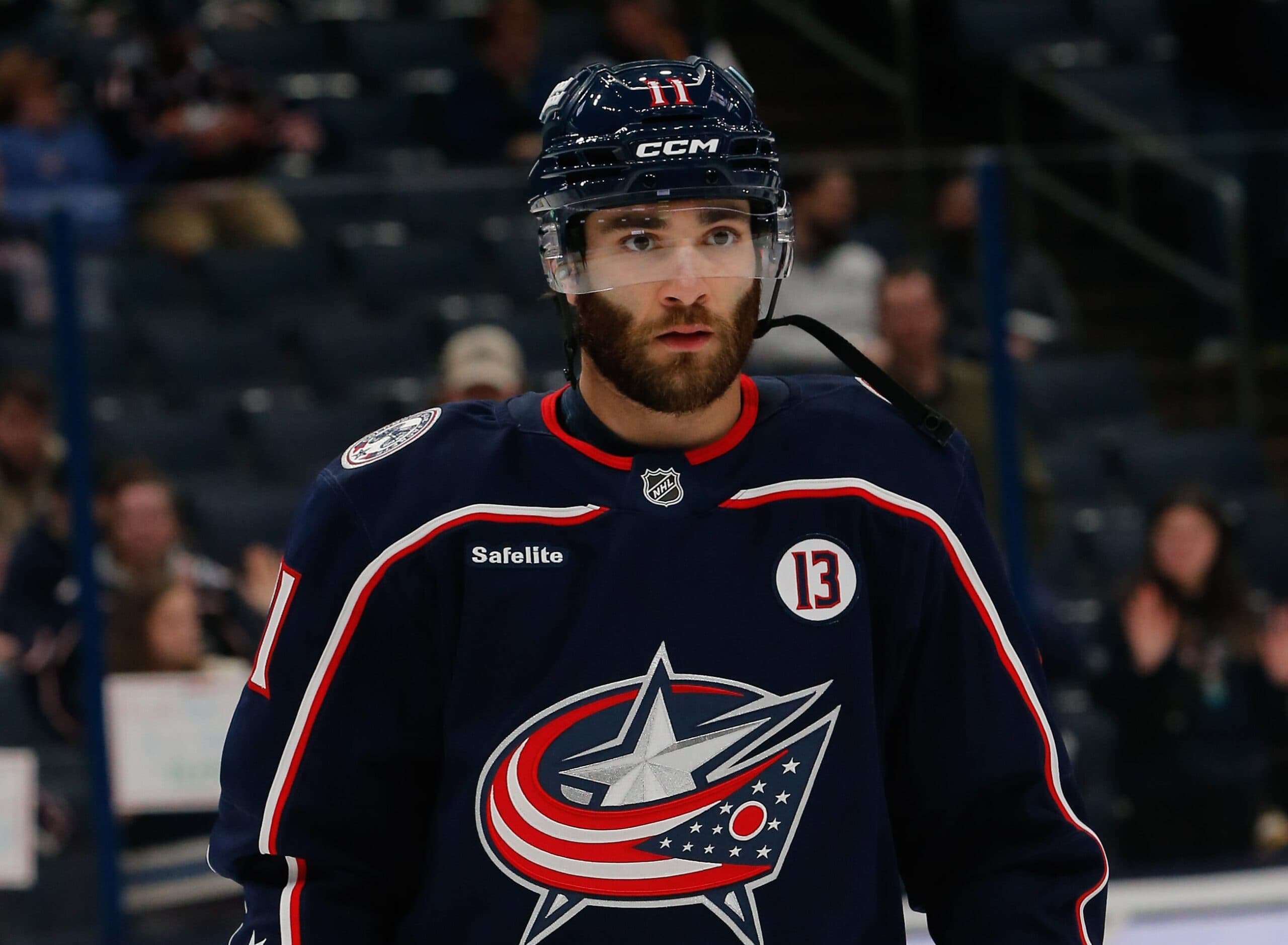 Panthers sign Luke Kunin to one-year contract