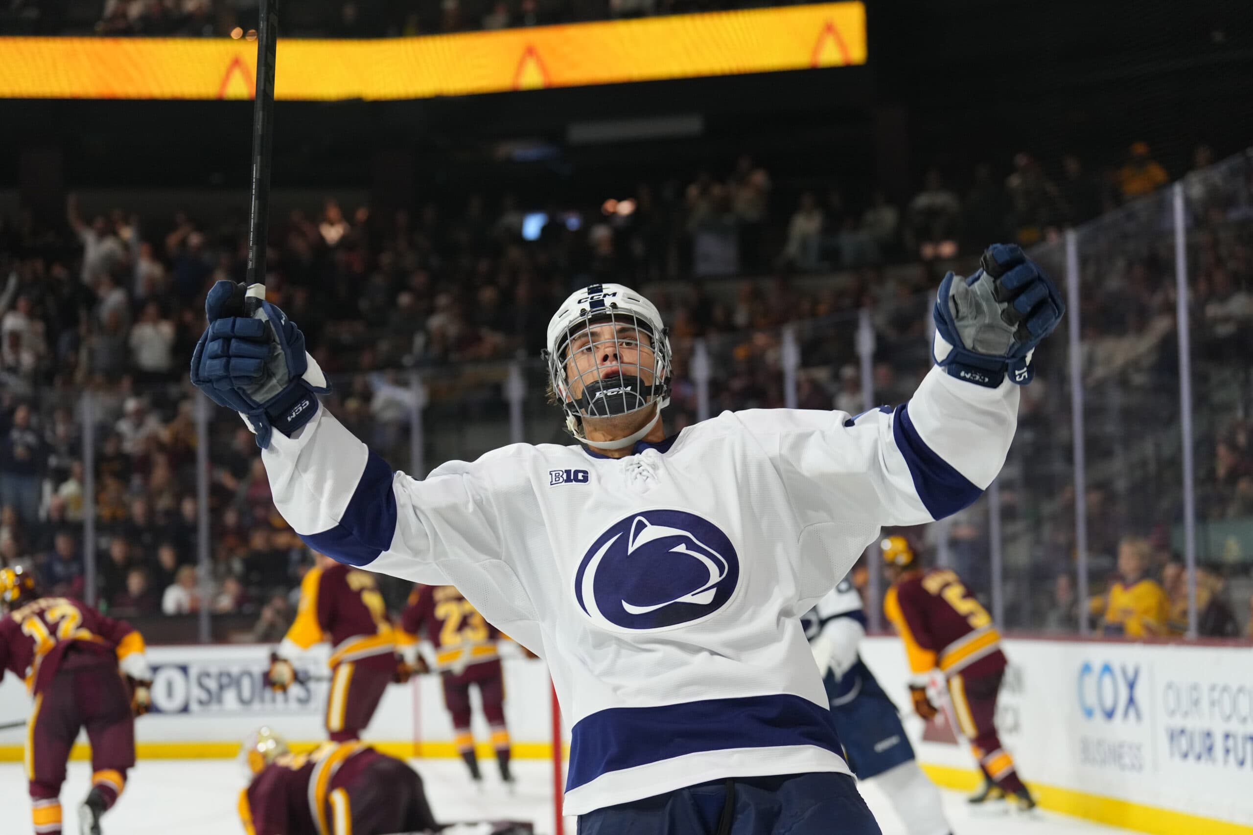NHL Prospect Roundup: 10 players dominating the NCAA