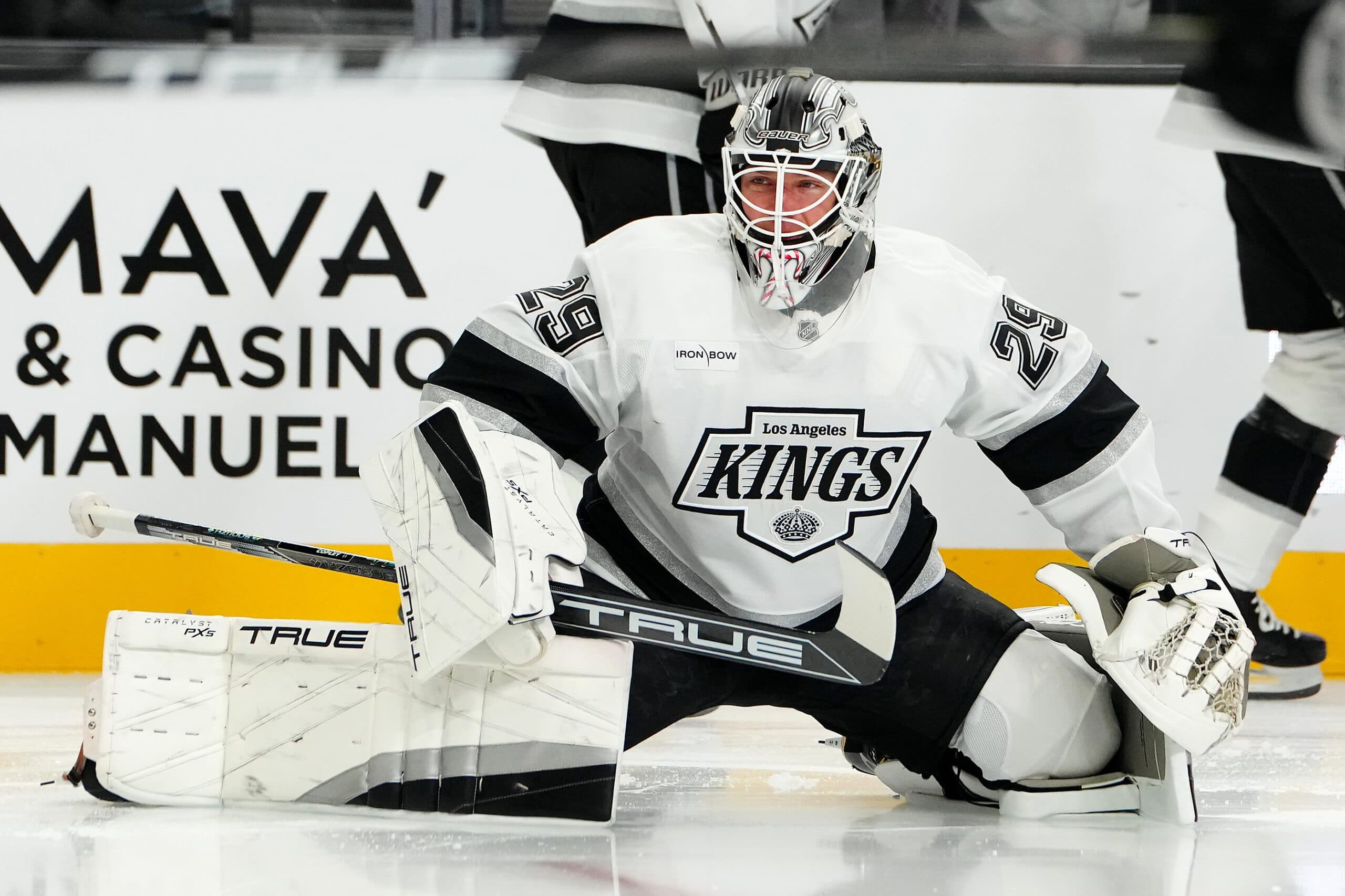 Kings re-acquire Pheonix Copley from Lightning for future considerations