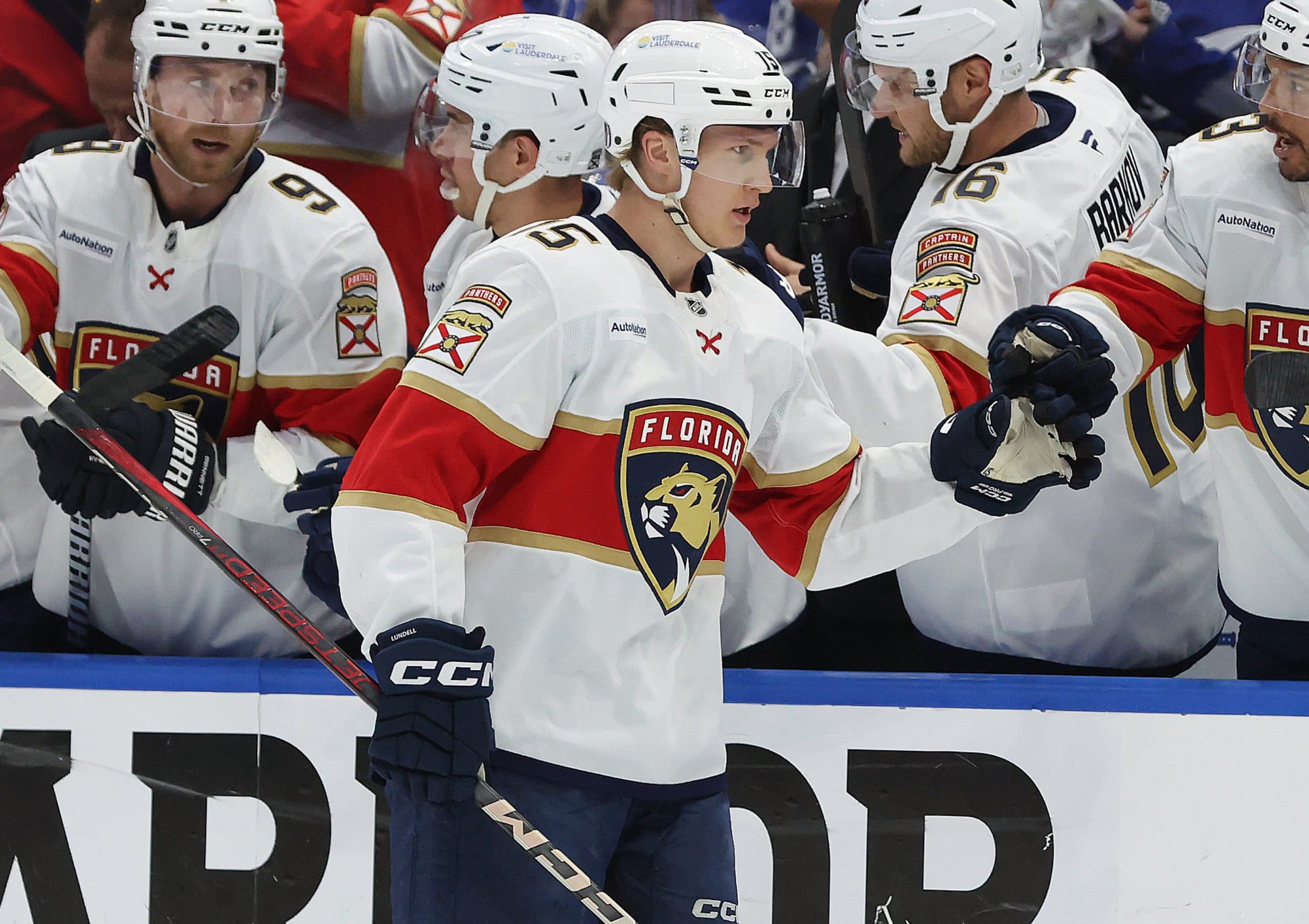 Panthers’ Anton Lundell out day-to-day with upper-body injury