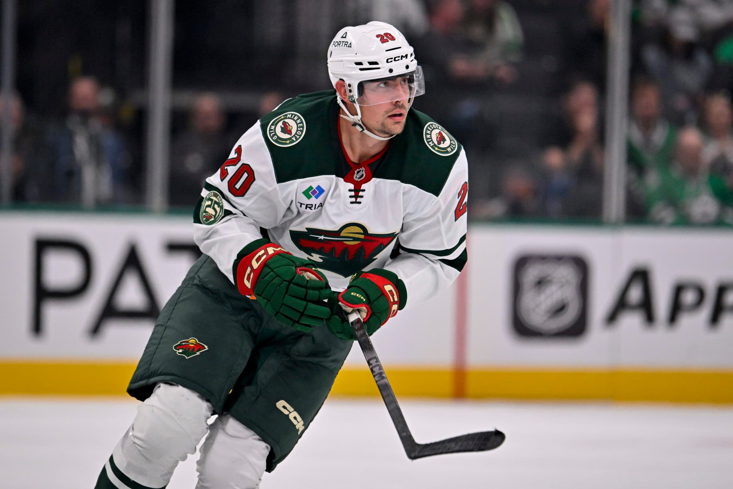 Capitals sign Brett Leason to one-year contract