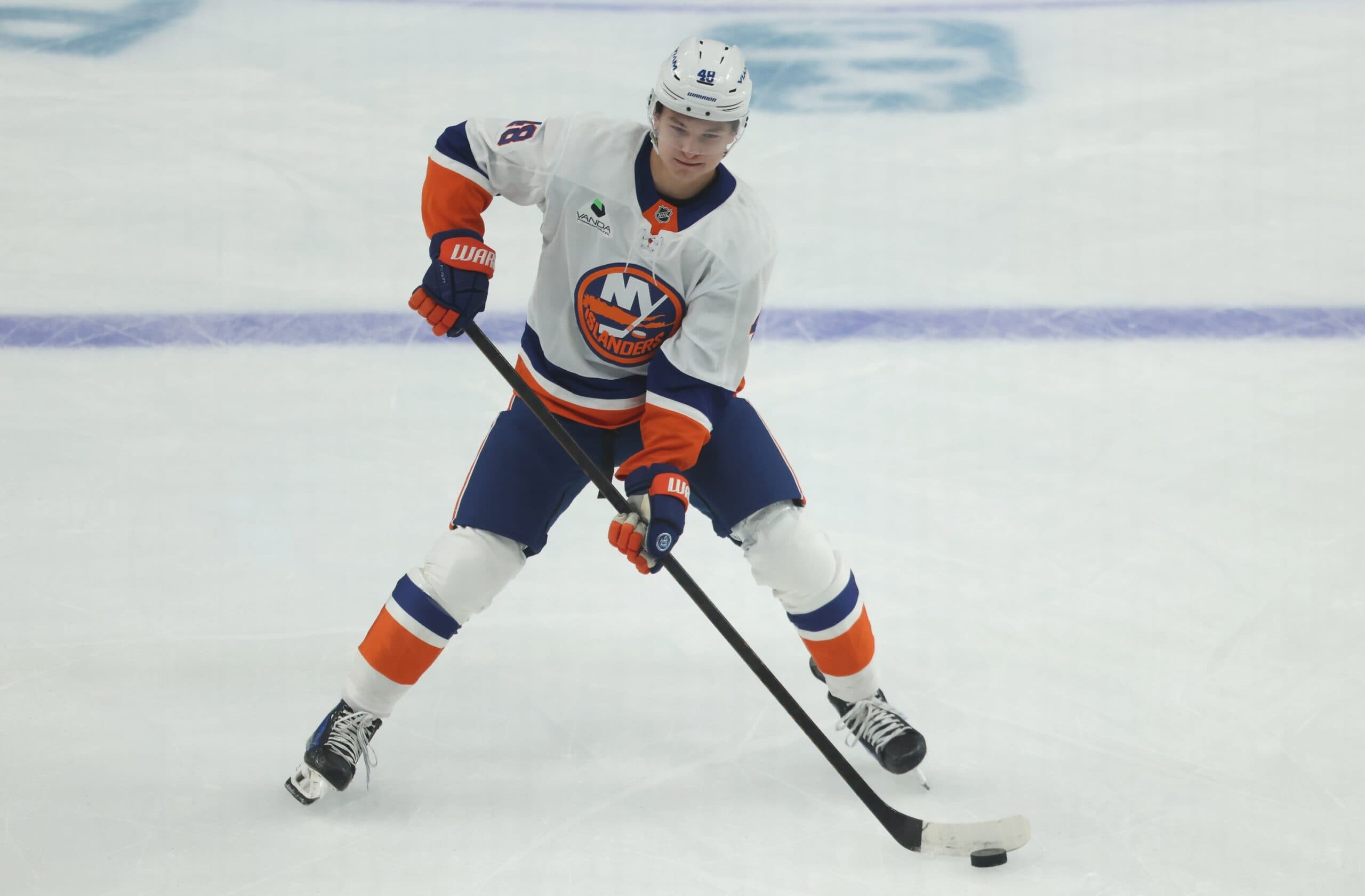Matthew Schaefer impressed in his NHL debut with Islanders