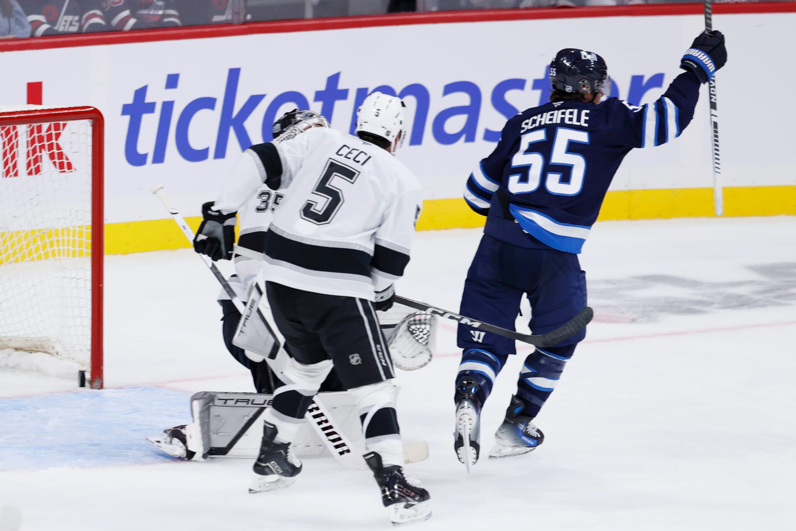 Kings, Lightning disappointing to start the season