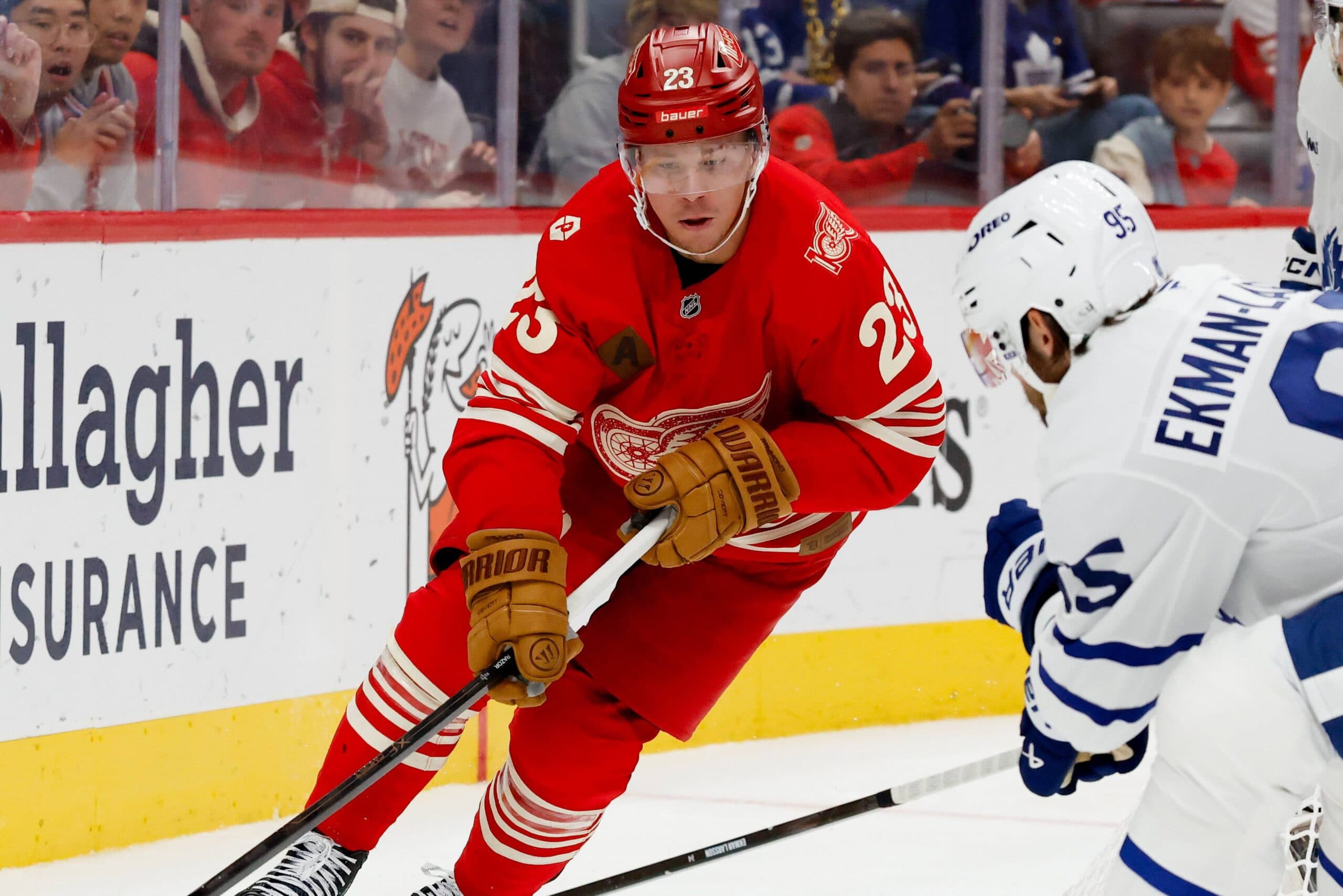 Red Wings’ Lucas Raymond out day-to-day with upper-body injury