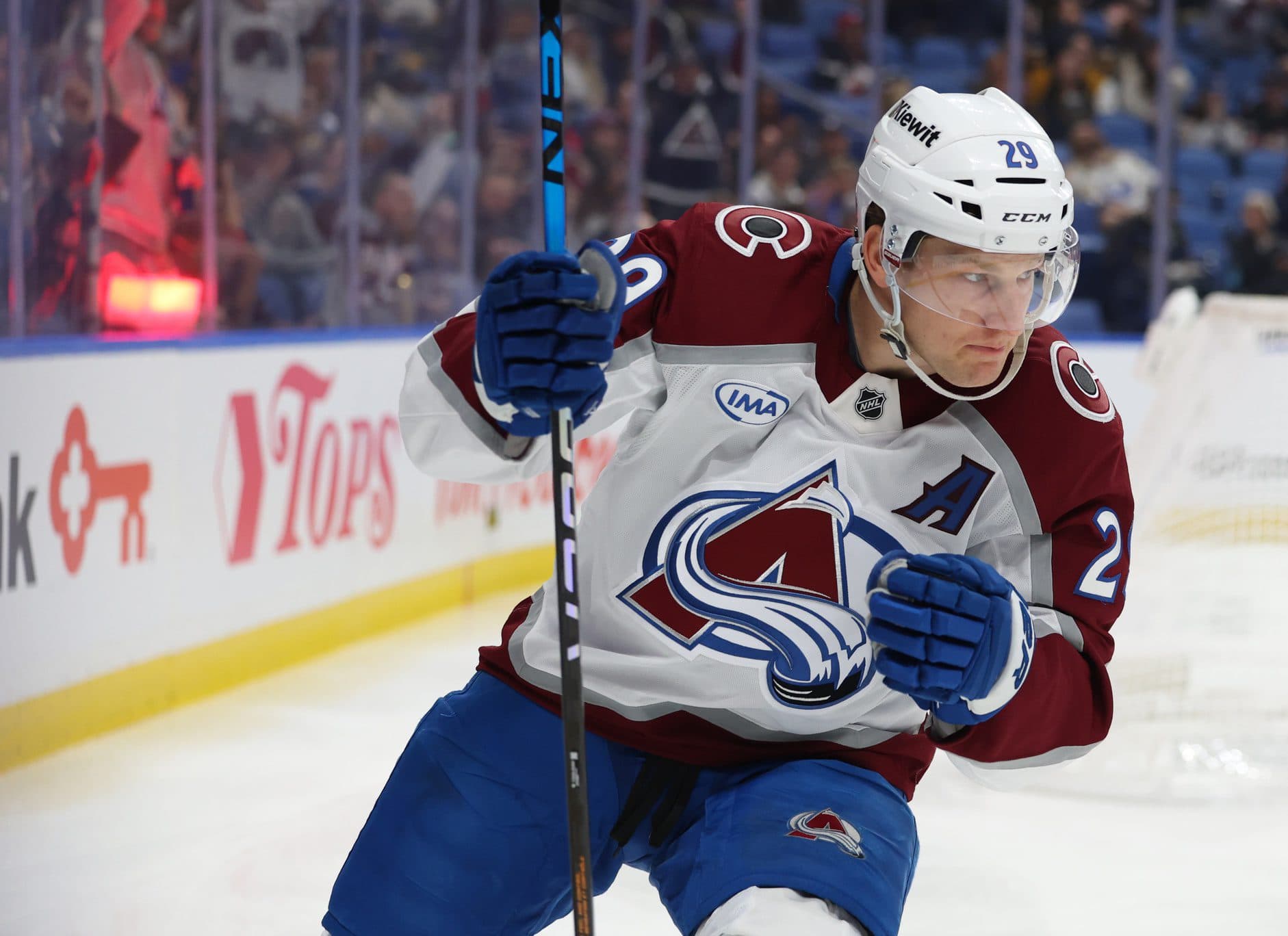 NHL power rankings: MacKinnon already in Hart Trophy form as Avalanche take top spot