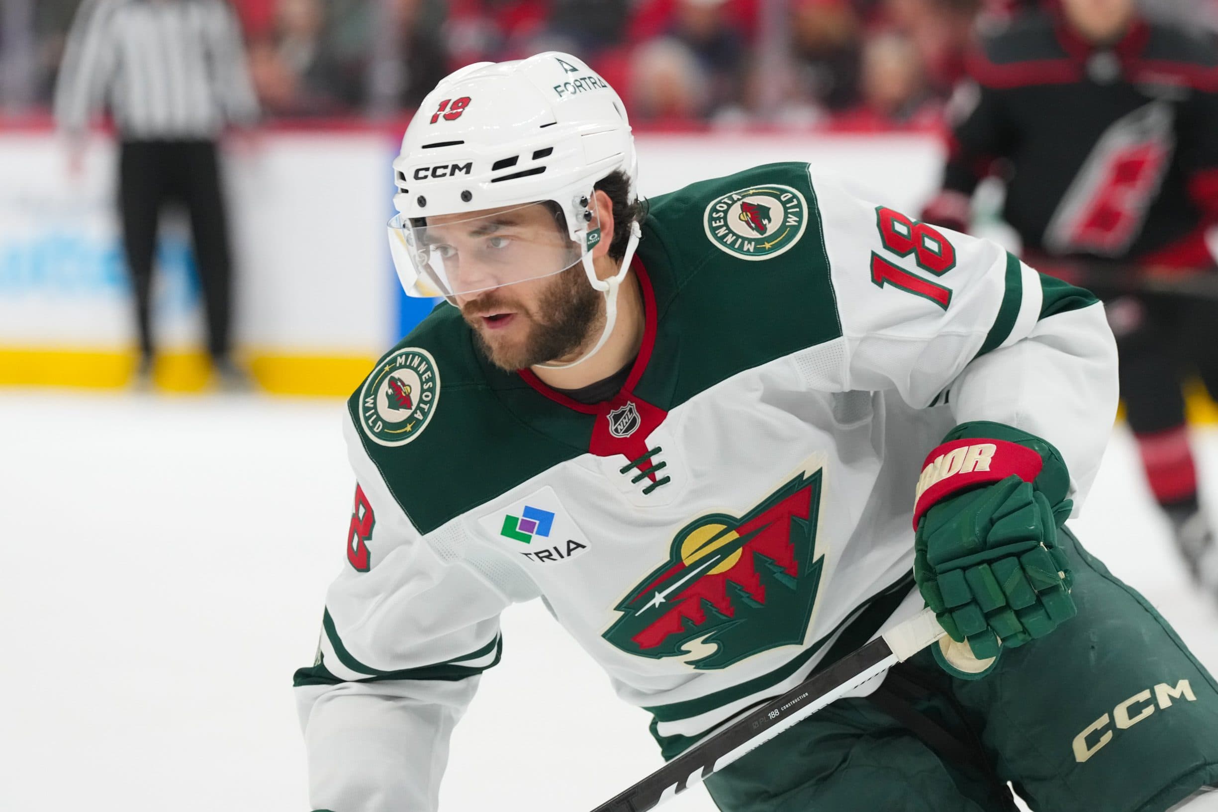 Wild’s Vinnie Hinostroza sustains ‘serious’ injury against Penguins