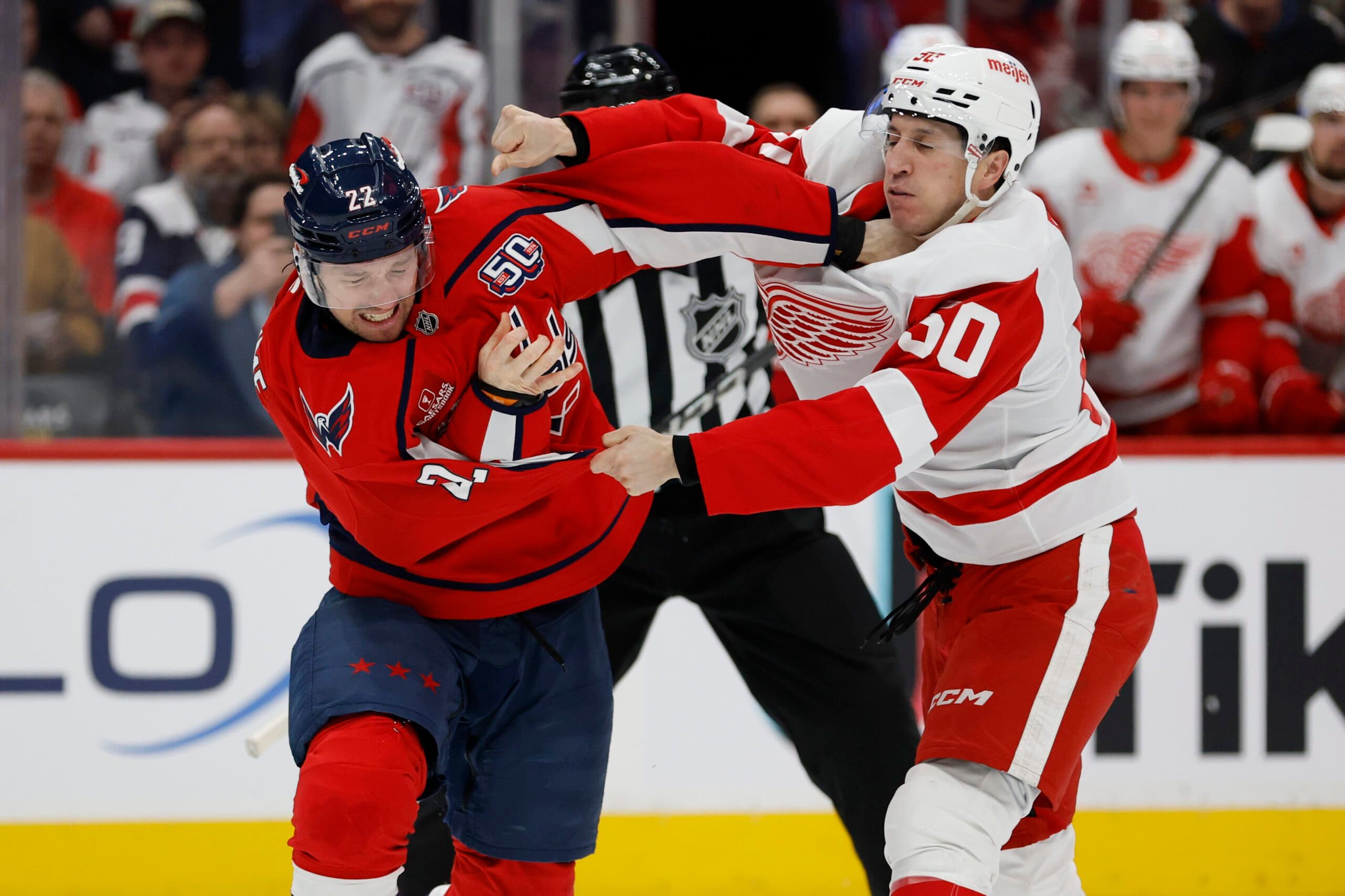 Red Wings sign Dominik Shine to two-year contract extension