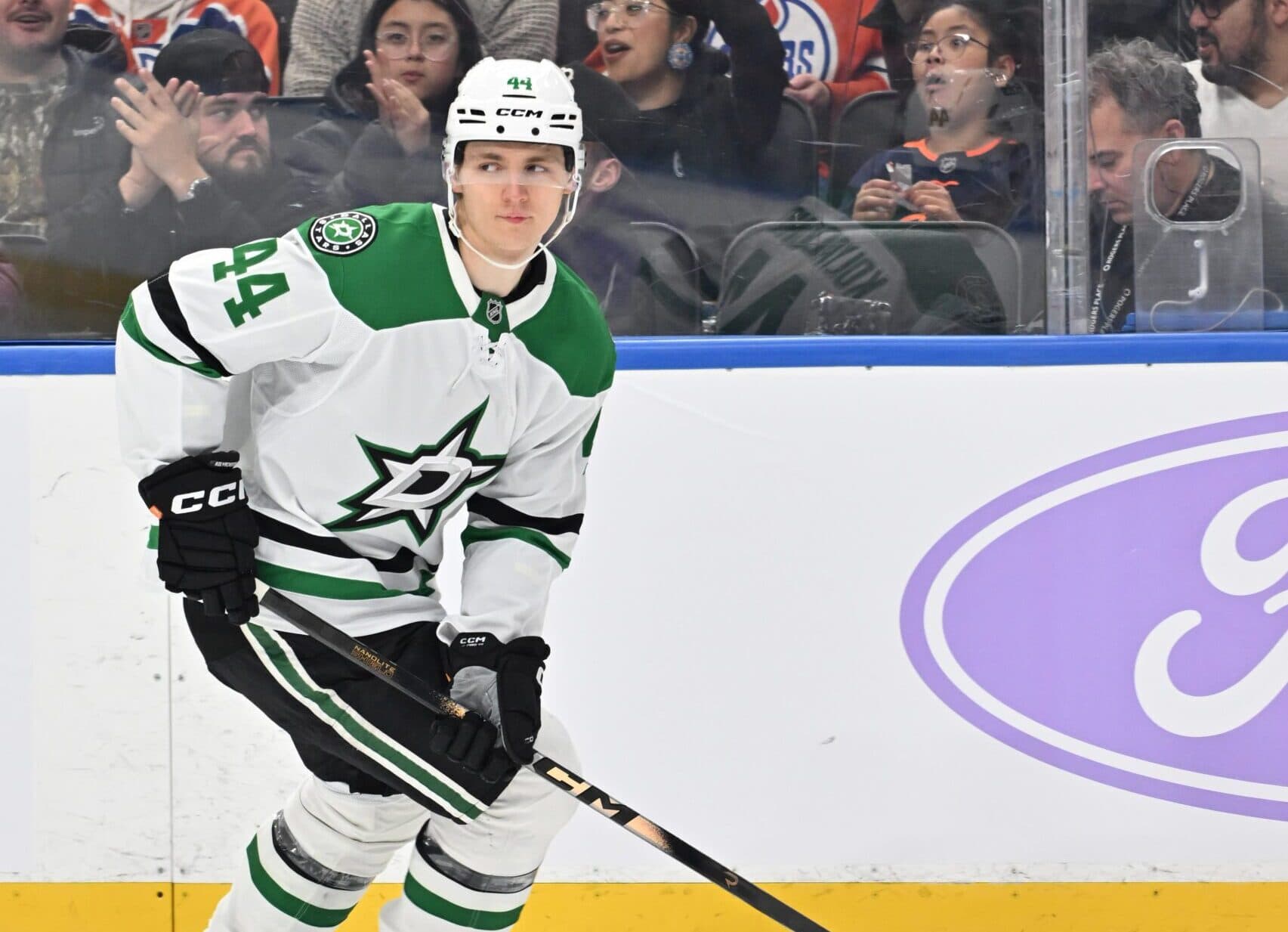 Stars re-claim Vladislav Kolyachonok off waivers from Bruins