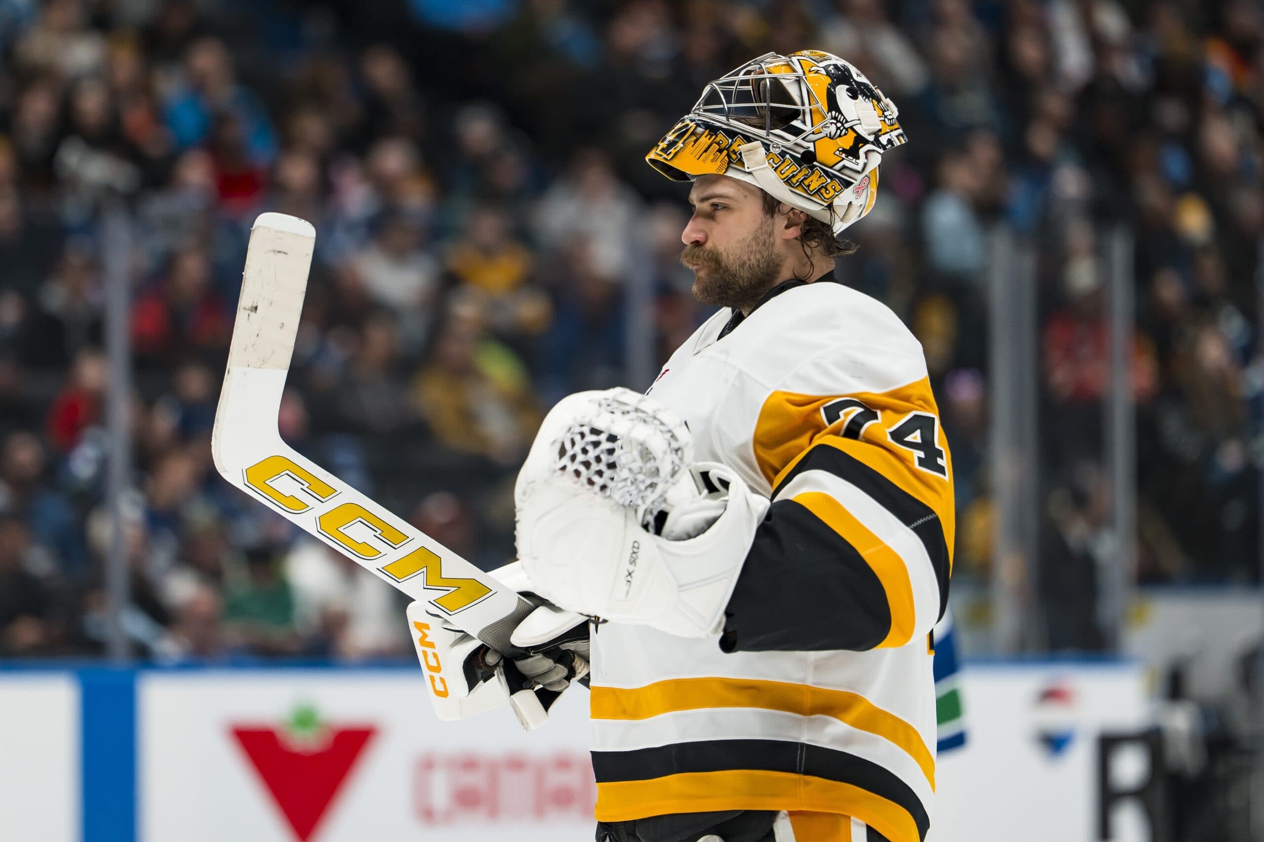 Jets sign Stuart Skinner to two-year contract