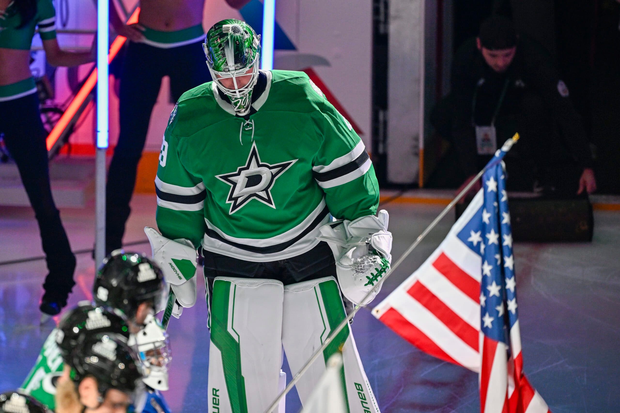 Should Jake Oettinger get the start against Germany?