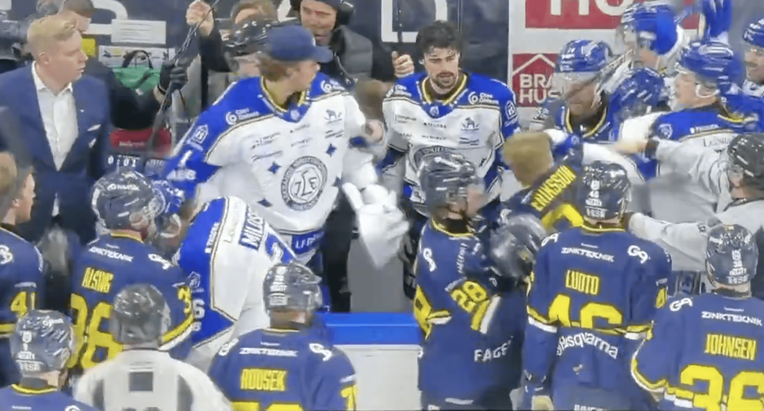 Five-on-one fight breaks out on bench in SHL relegation game