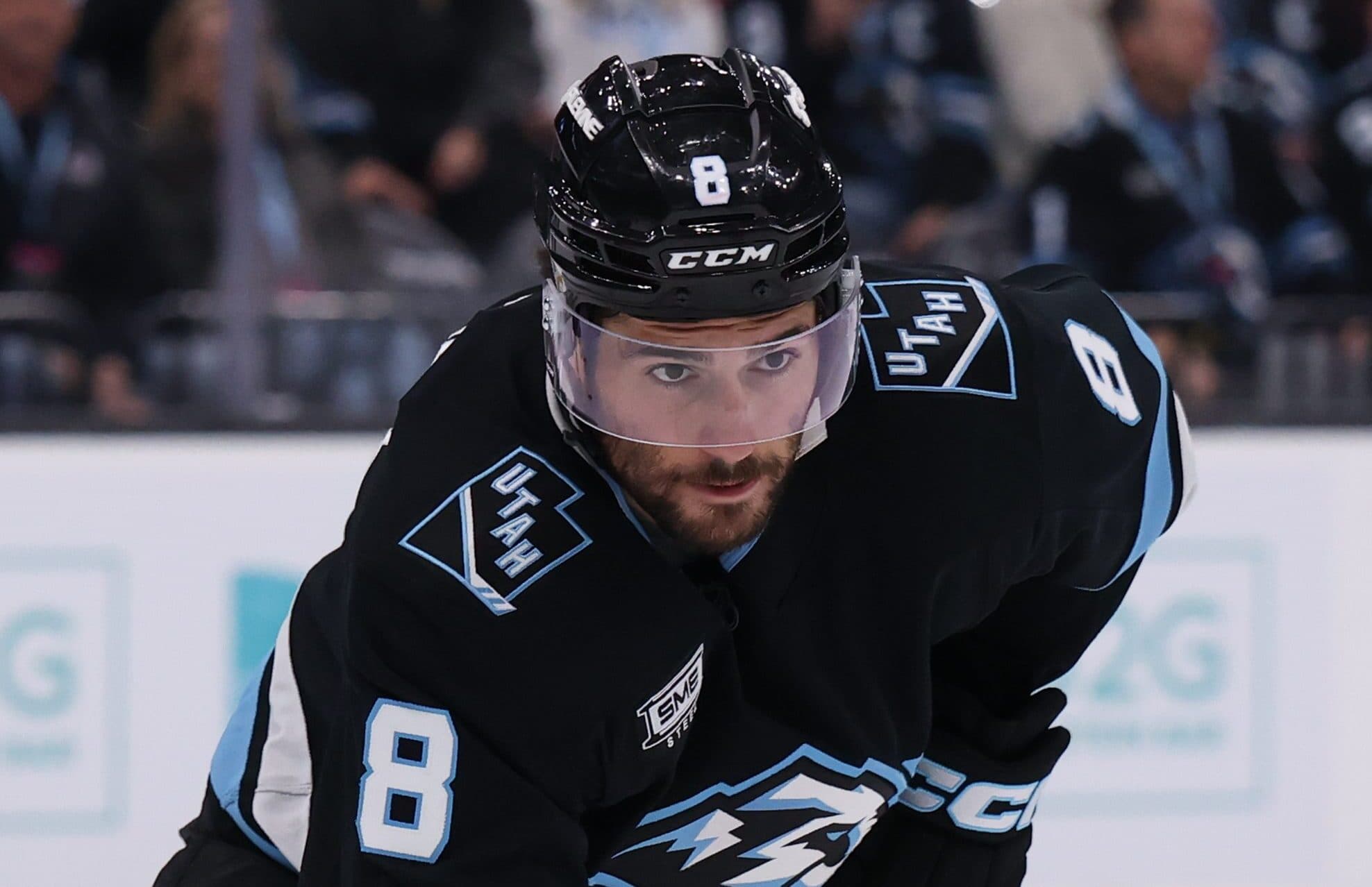 Mammoth re-sign Nick Schmaltz to eight-year extension