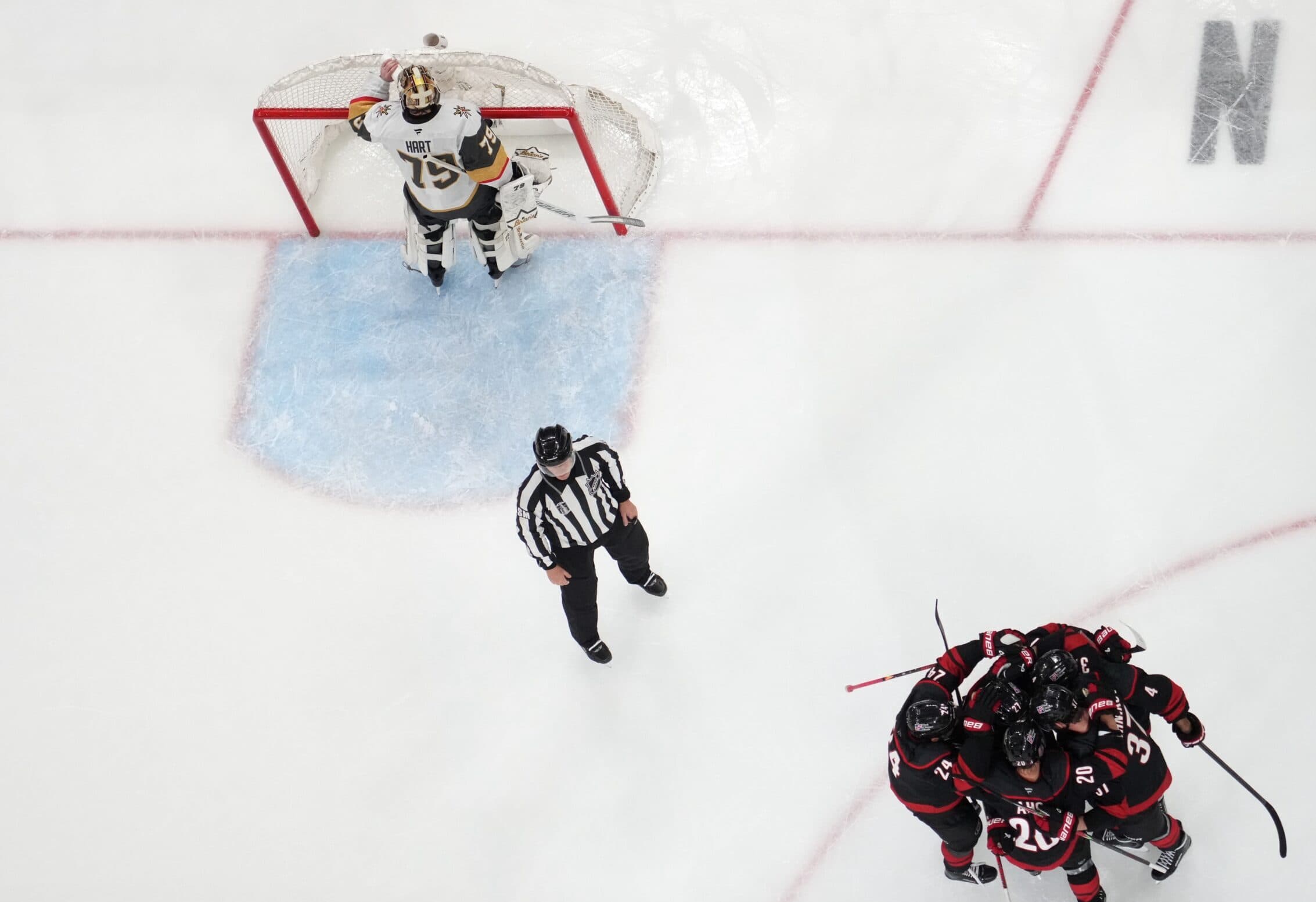It’s not stupid to question Carter Hart’s performance in Stanley Cup Final